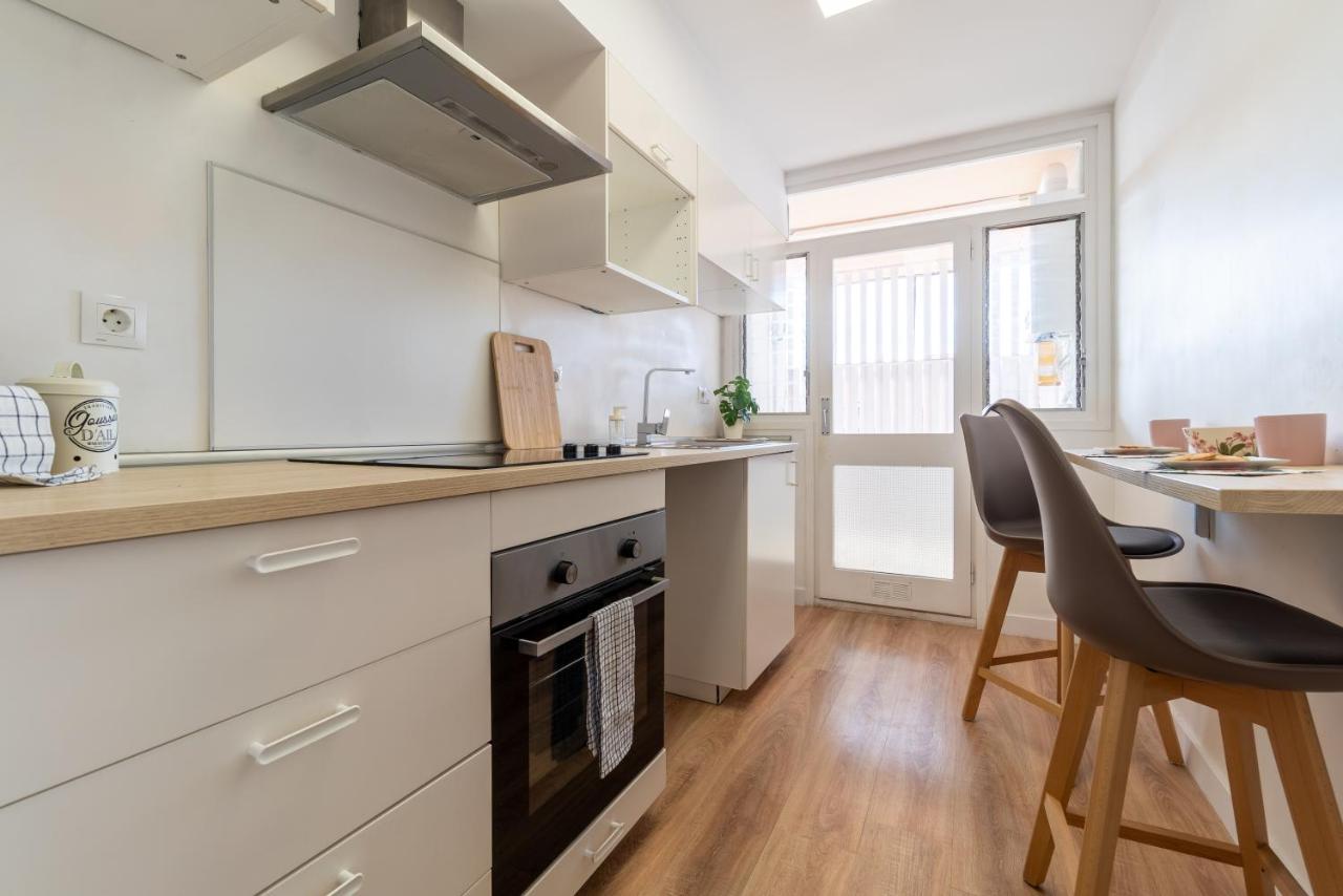 Apartamento Con Piscina Y Gran Terraza Con Vistas - Muy Cerca De La Playa, El Centro Y La Estacion Apartment Виласар де Мар Екстериор снимка