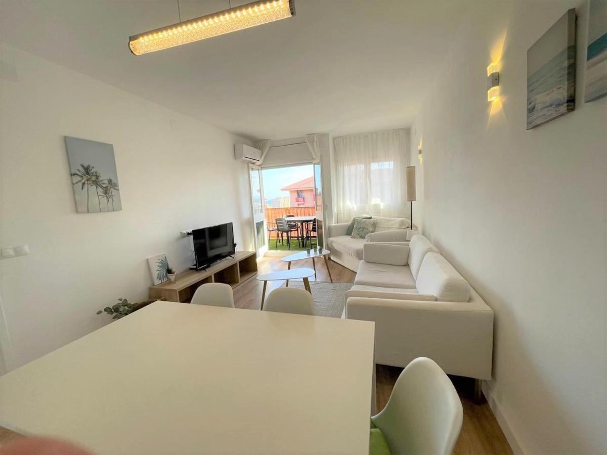 Apartamento Con Piscina Y Gran Terraza Con Vistas - Muy Cerca De La Playa, El Centro Y La Estacion Apartment Виласар де Мар Екстериор снимка