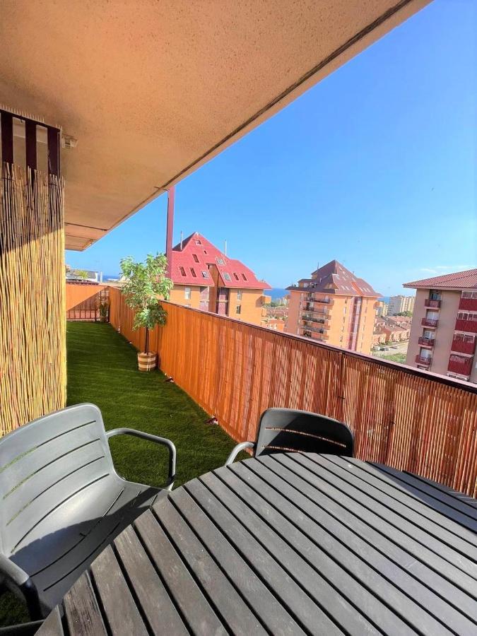 Apartamento Con Piscina Y Gran Terraza Con Vistas - Muy Cerca De La Playa, El Centro Y La Estacion Apartment Виласар де Мар Екстериор снимка