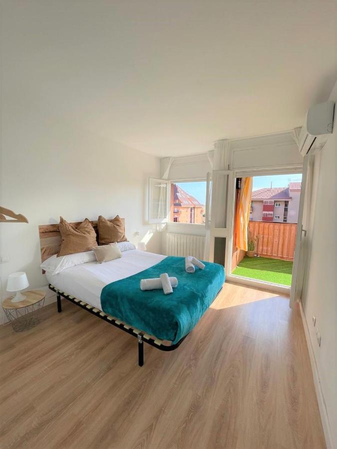 Apartamento Con Piscina Y Gran Terraza Con Vistas - Muy Cerca De La Playa, El Centro Y La Estacion Apartment Виласар де Мар Екстериор снимка